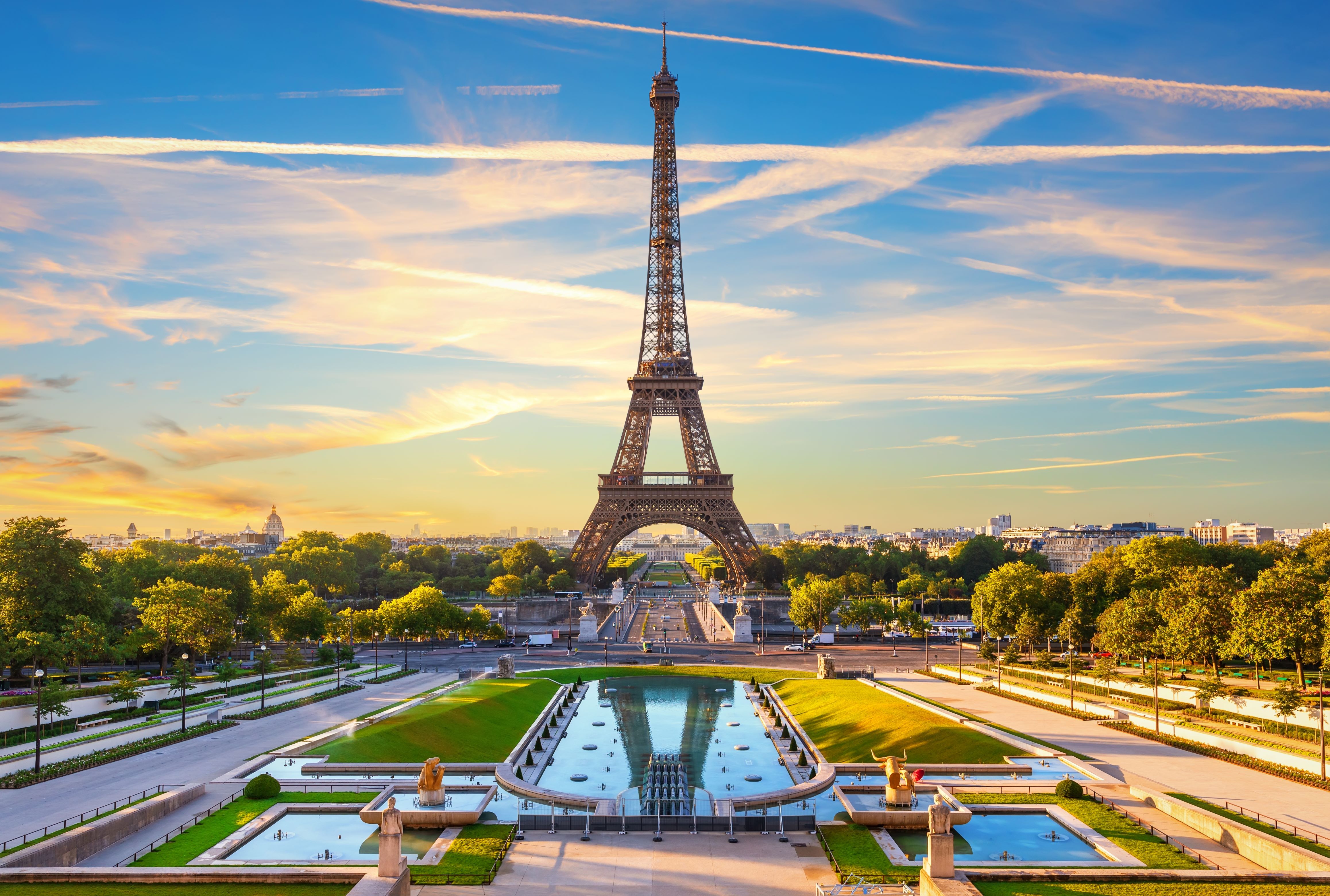 is-summit-access-worth-it-a-complete-eiffel-tower-ticket-comparison