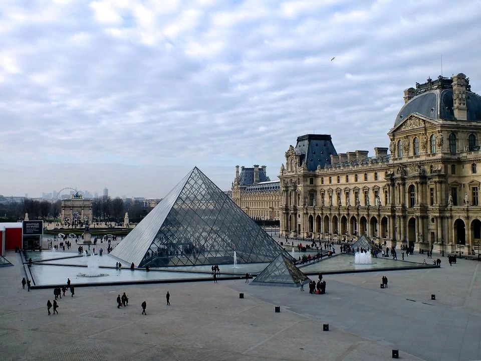 louvre-museum-skip-the-line-entry-prices-options-booking-tips