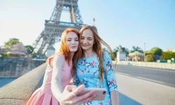 Paris: Eiffel Tower Tickets with Summit Access