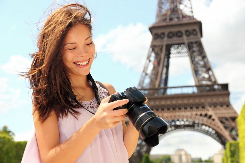 Prepaid Eiffel Tower Tickets Summit Entry & Seine River Cruise by Night
